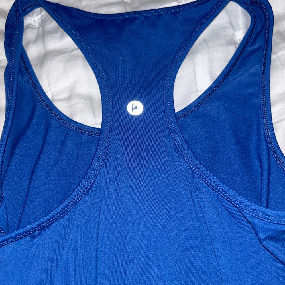 90 degree tank top